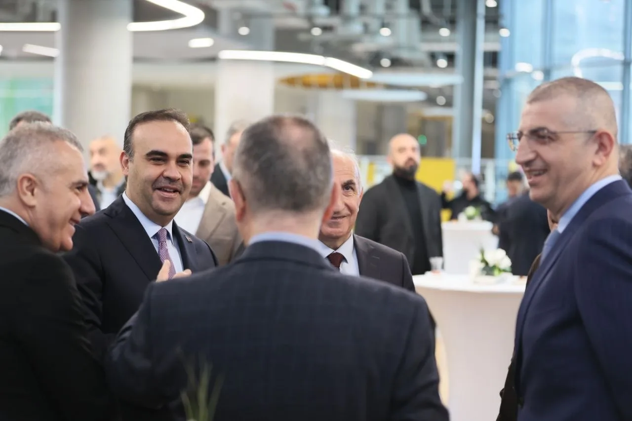 Bakan Kacır'dan Savunma Sanayii Hamlesi: 456 Milyar TL'lik Dev Yatırım Desteği